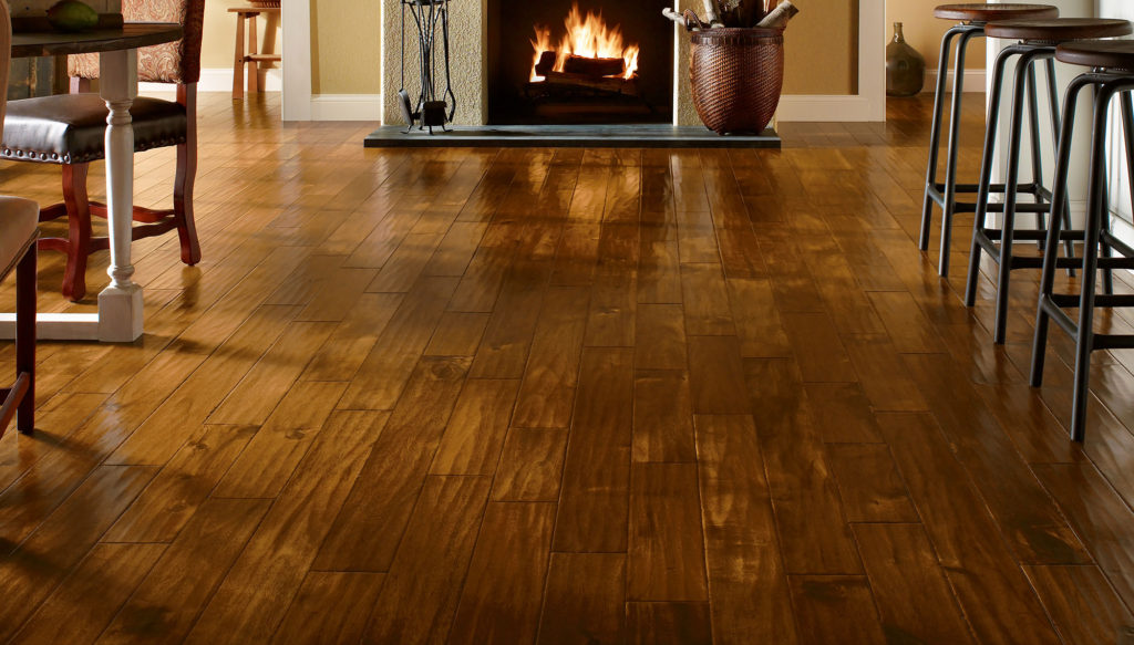 How To Decide Between Carpet or Hardwood Flooring